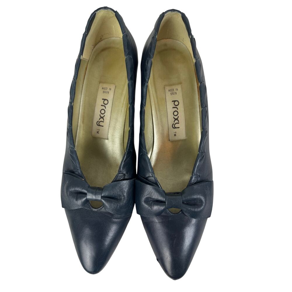 Vintage Leather Proxy Navy Leather Bow kitten heel size 8.5